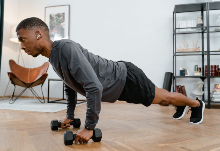 Faut-il faire du sport avant — personne faisant du sport avant le repas