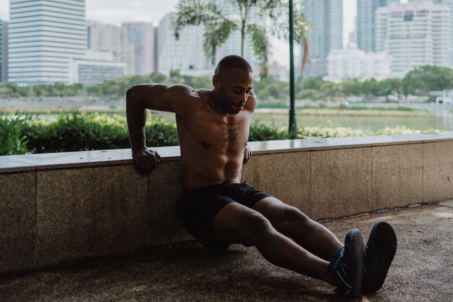 Les meilleurs exercices pour muscler — Les meilleurs exercices pour muscler les triceps (salle, maison, sans matériel)