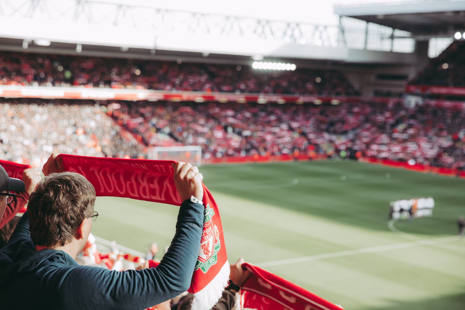 Liverpool Football Club actualités, mercato, — équipe de Liverpool célébrant un but