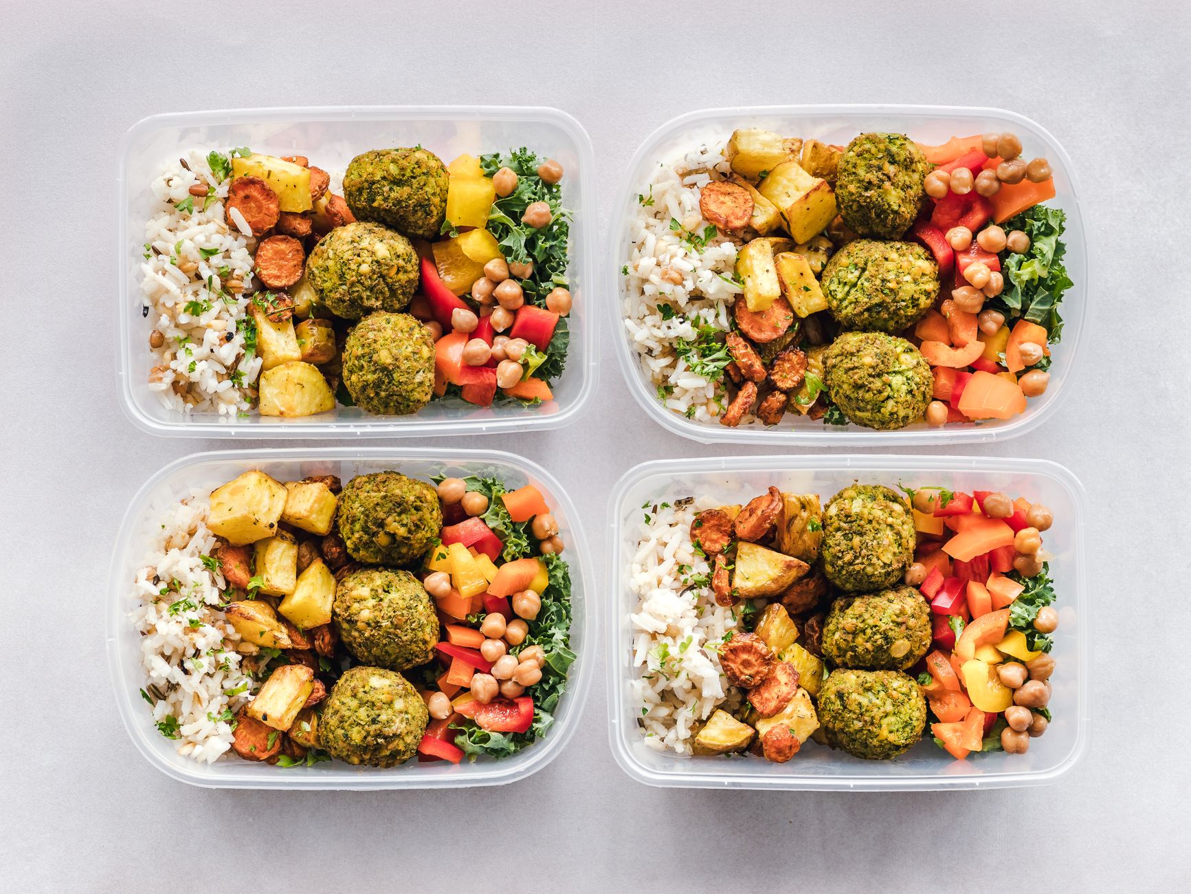 Rééquilibrage alimentaire : pourquoi un menu type sur une semaine change vraiment la donne — conteneurs de repas sains préparés